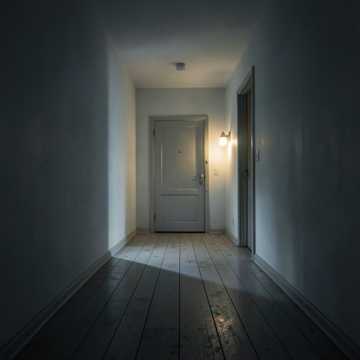 Cover art for La Luz Sigue Encendida